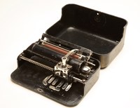 Máquina para una sola mano