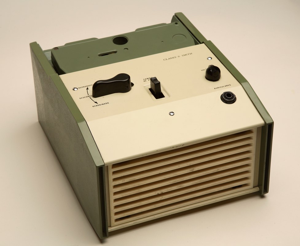 Aparato reproductor CLARKE & SMITH (Sistema B)