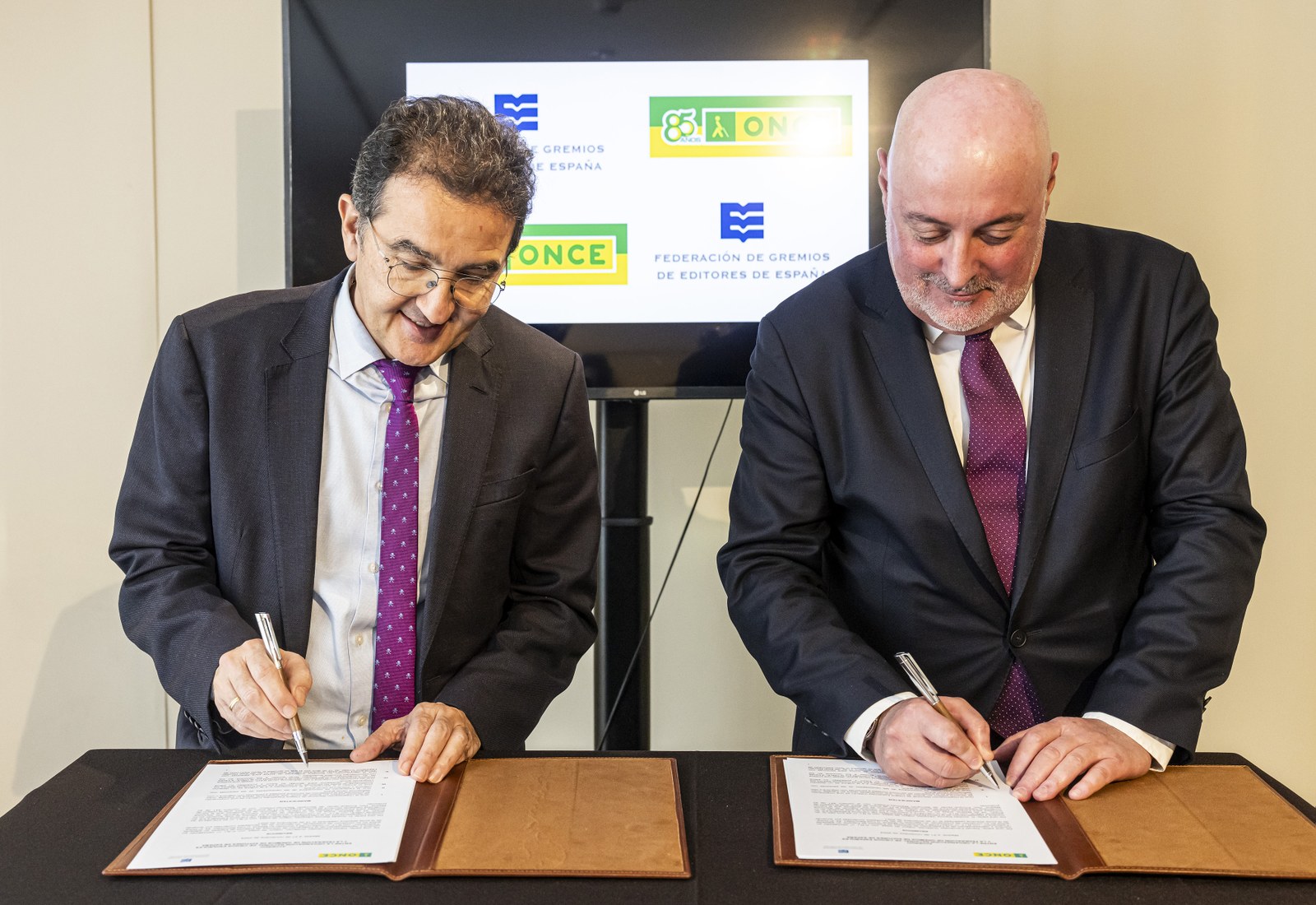 Firma convenio Editores Firma convenio Editores