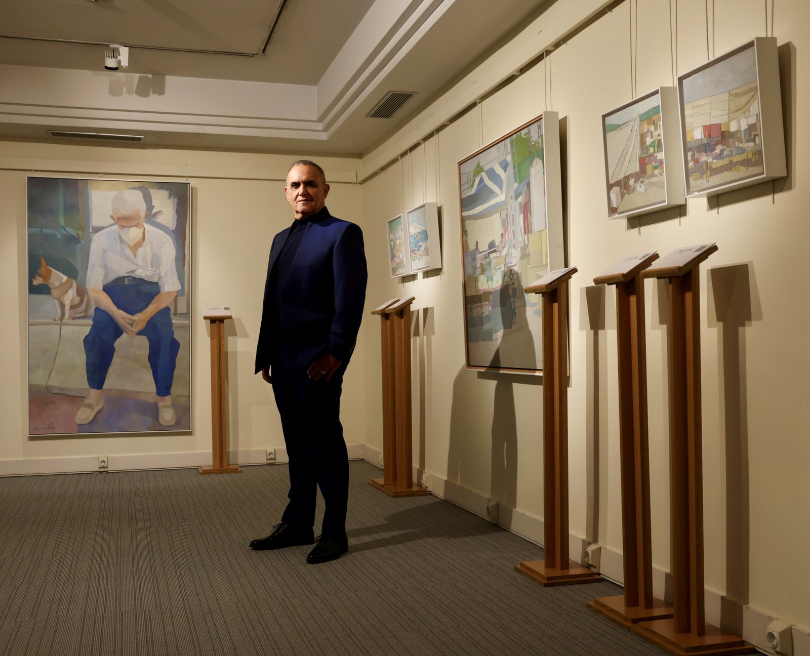 jm molinba junto a su obra jm molinba junto a su obra