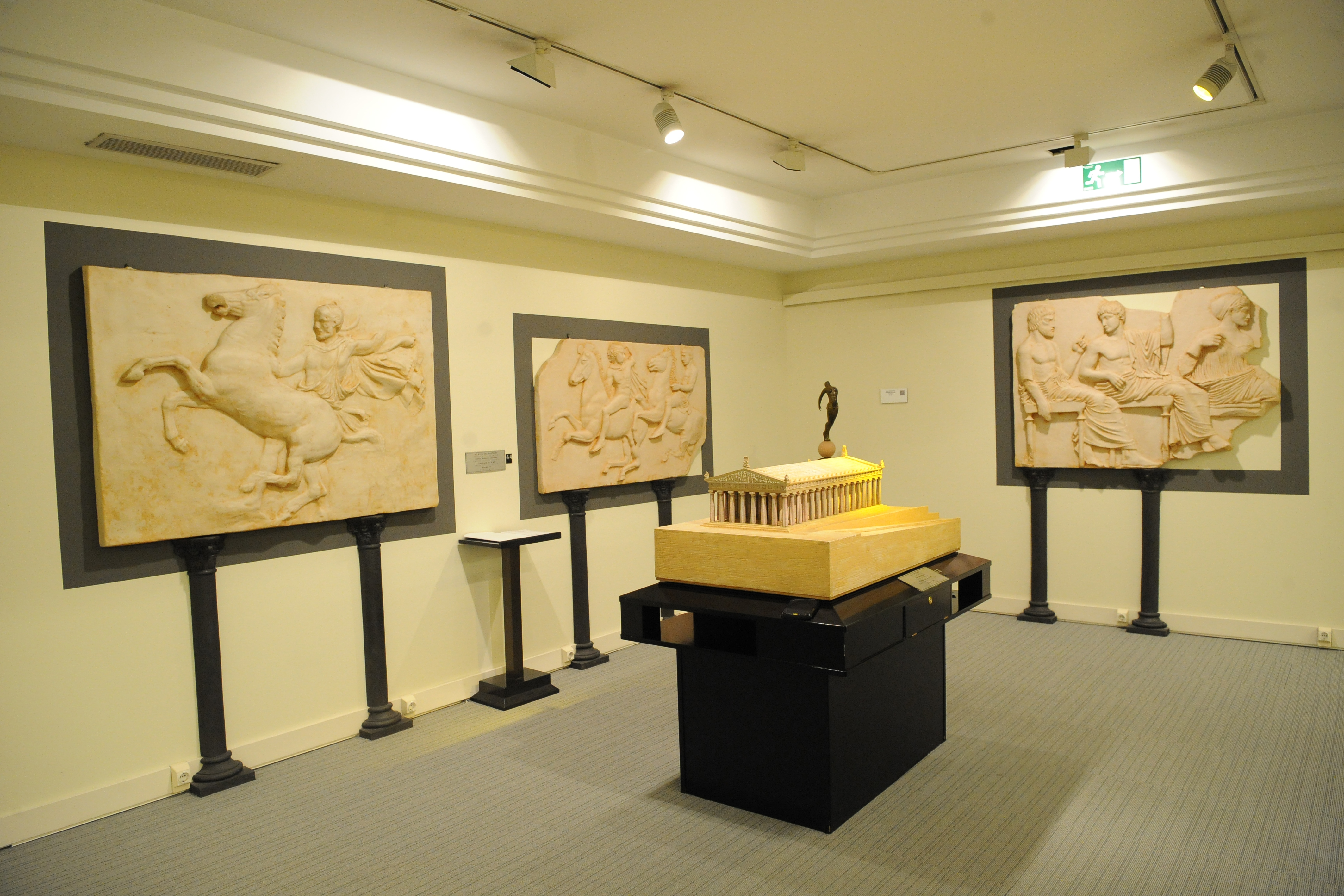 Reproducciones de monumentos