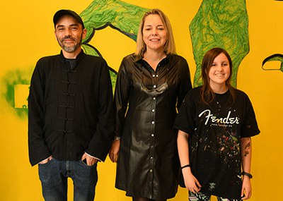 Victor Meliveo y Andrea Pérez con Ana Díaz